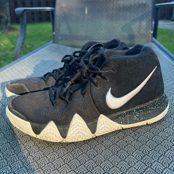Nike Kyrie 4 "Ankle Taker" 943806-002 Black White Purple Men's Size 9 - Picture 5 of 16